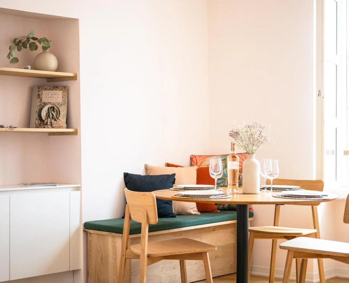 Le Saint Michel,Dernier Etage, Vieux Menton, Zone Pietonne Apartment