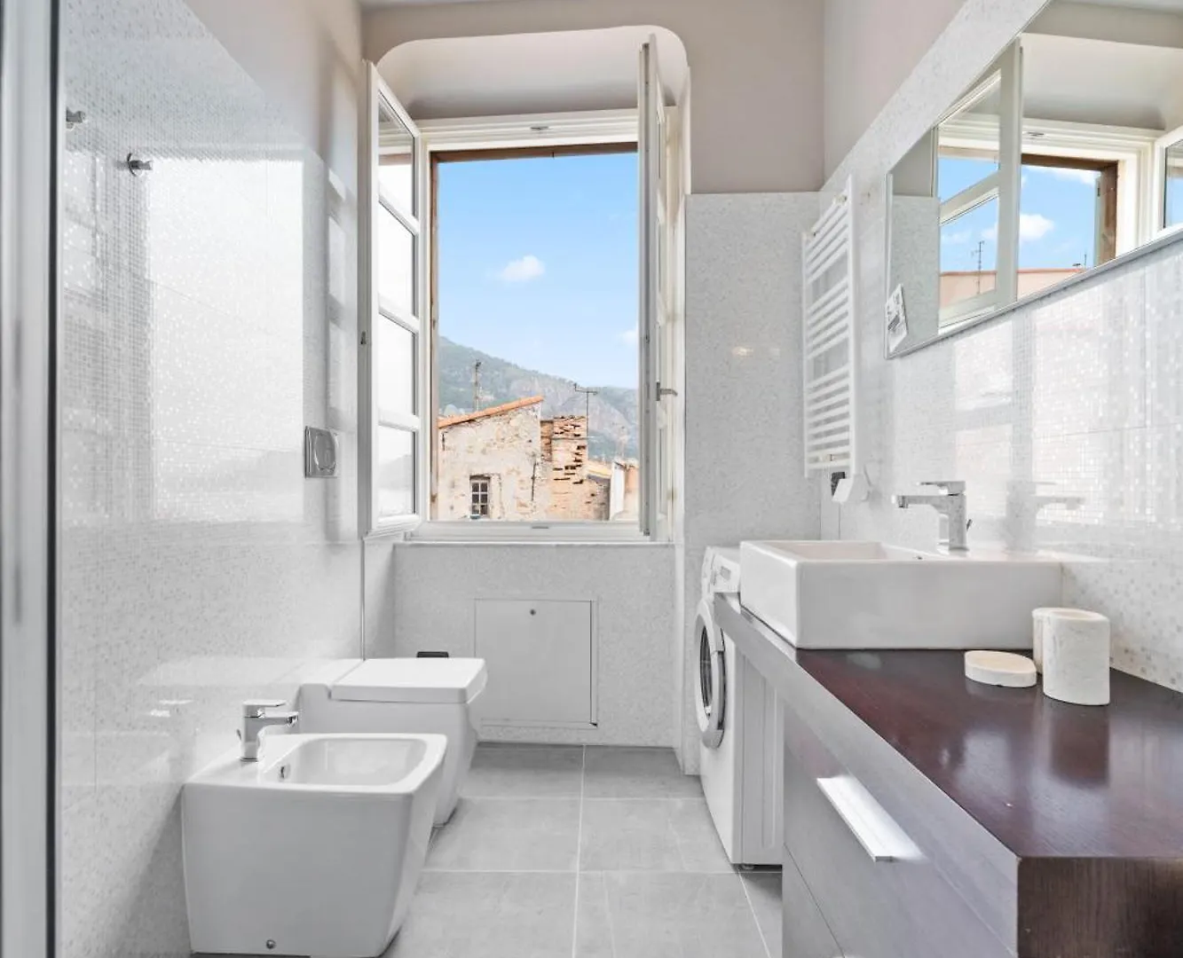 Le Saint Michel,Dernier Etage, Vieux Menton, Zone Pietonne Apartment Menton