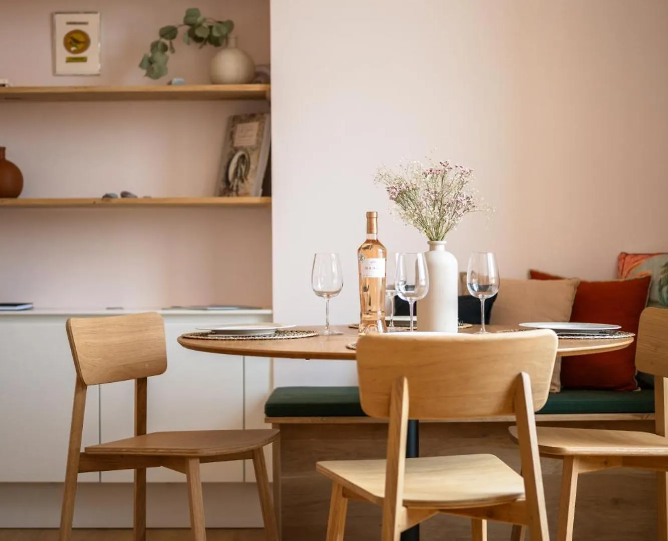 Le Saint Michel,Dernier Etage, Vieux Menton, Zone Pietonne Apartment