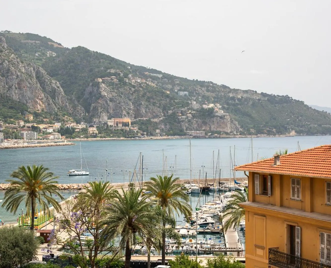 Le Saint Michel,Dernier Etage, Vieux Menton, Zone Pietonne Apartment France